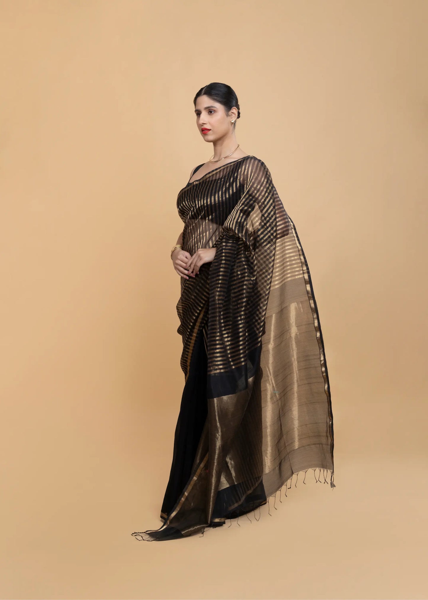 Black And Golden Stripe Maheshwari Saree